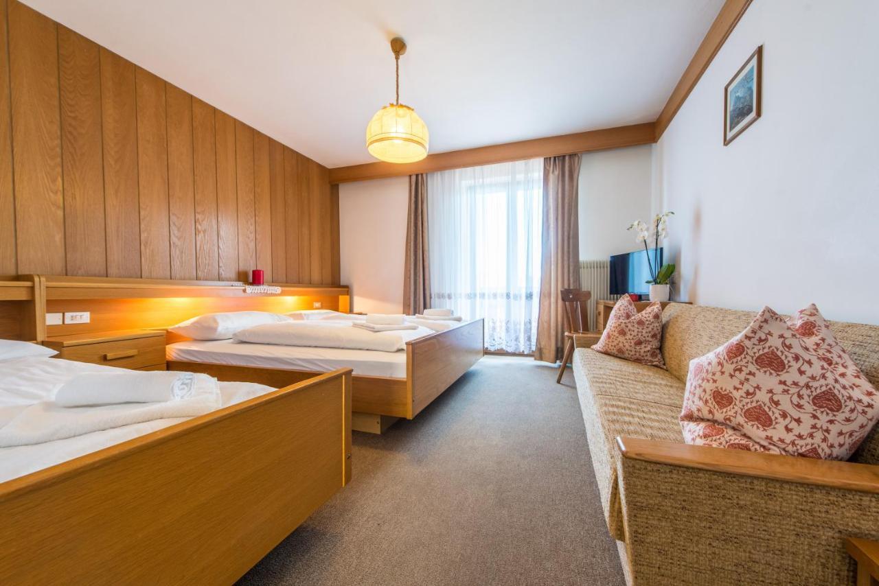 Gasthof Hoerschwang San Lorenzo di Sebato Ngoại thất bức ảnh